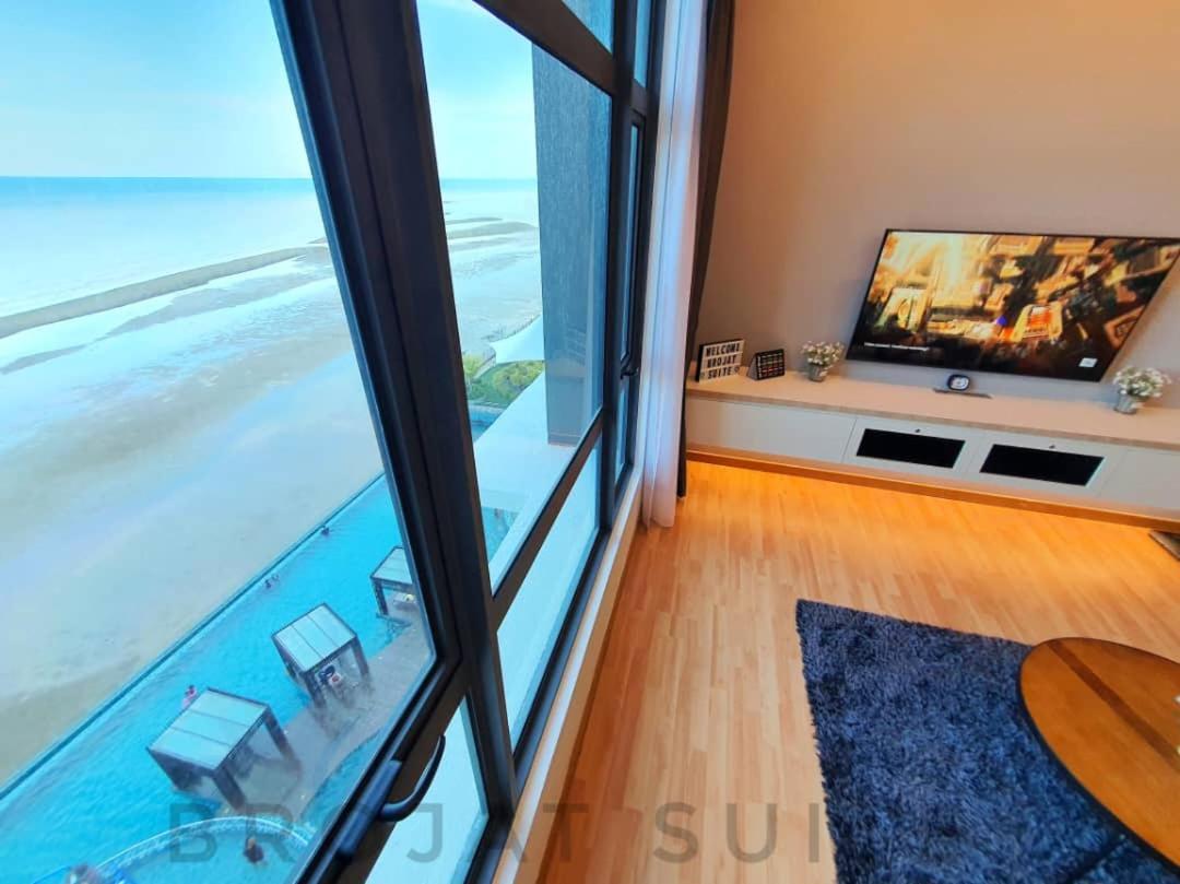 Apartment Brojat Family Sea View @ Imperium